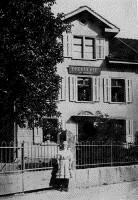 Drogerie_um_1920.jpg